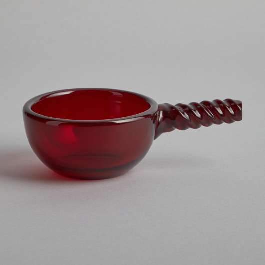 Reijmyre Glasbruk - SÅLD Röd skål med handtag Monica Bratt
